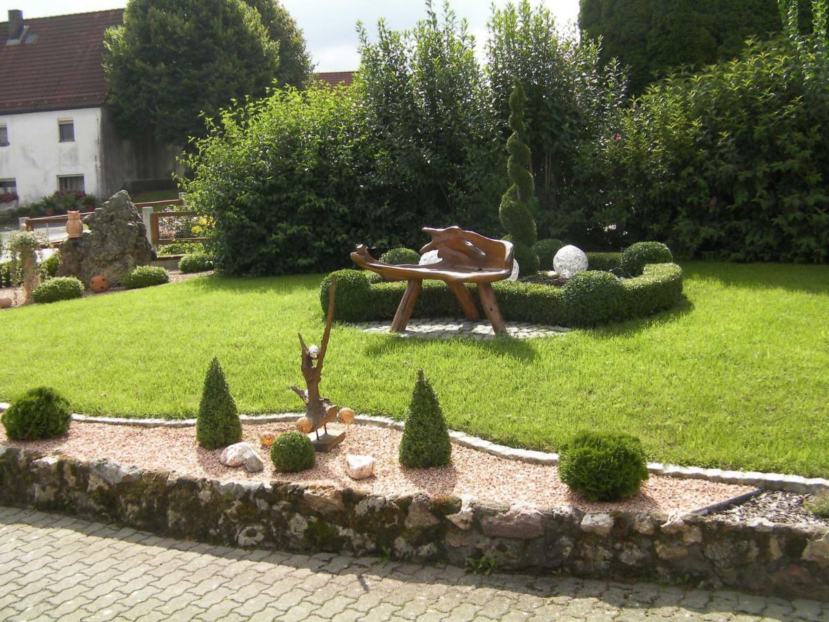 Haus Sonnenschein Daire Goessweinstein Dış mekan fotoğraf